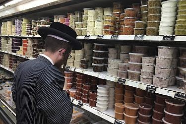 מעדניית הדר גאולה במאה שערים. צילום: מרב סריג