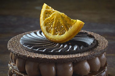 עוגת קקאו וקרמו שוקולד- תפוז של רביבה אפל ז"ל. צילום: אנטולי מיכאלו