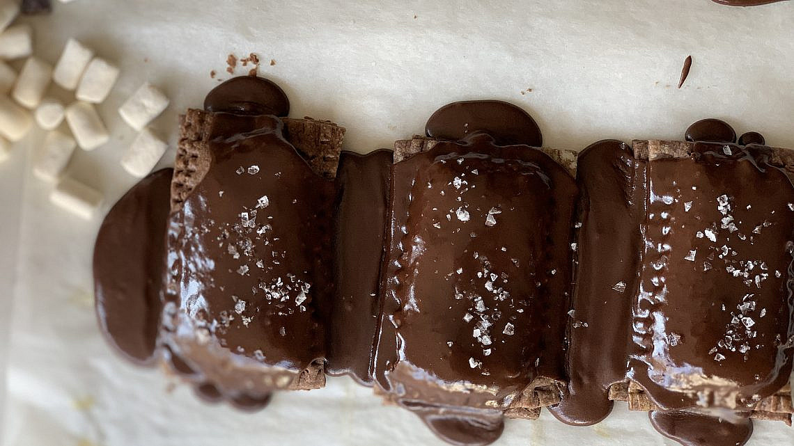שוקולד מרשמלו פופ טארטס של ליאור משיח. צילום: ליאור משיח
