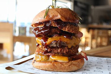 המבורגר מושחת. צילום: Shutterstock